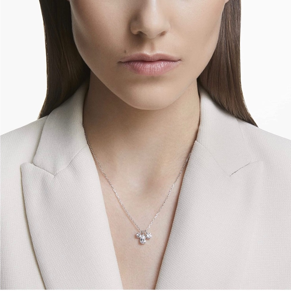 Swarovski Attract Pendant Cluster Necklace, NWT